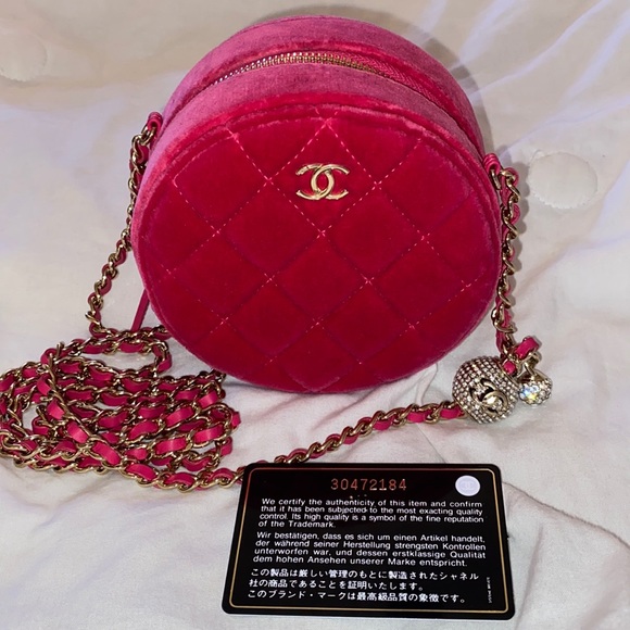 CHANEL Velvet Round Quilted Pearl Clutch with Pink Leather Adjustable Strap - Picture 3 of 8